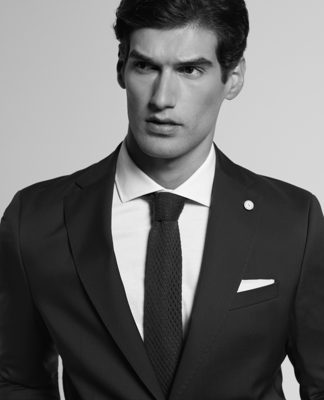 Rene Lezard Fall/Winter 2026 Lookbook – Titelbild